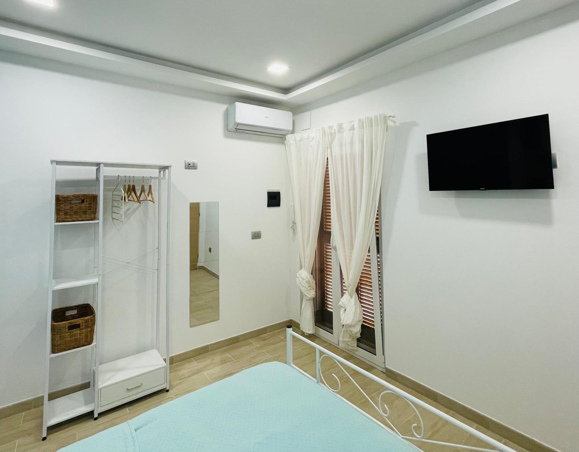 La Cattaro Villa Бари Екстериор снимка