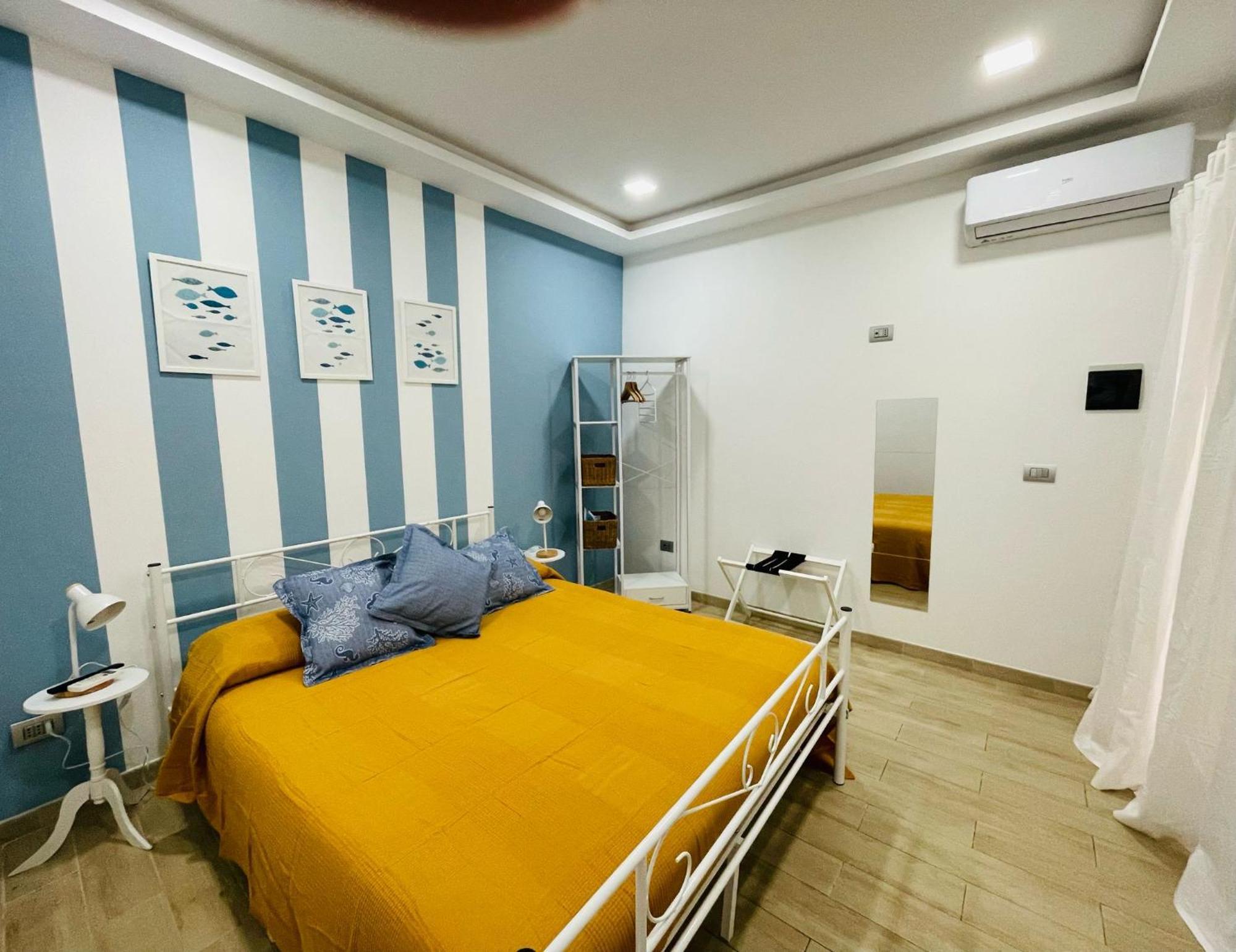 La Cattaro Villa Бари Екстериор снимка